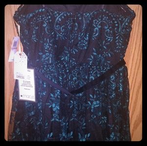 Beautiful  short green and black dress